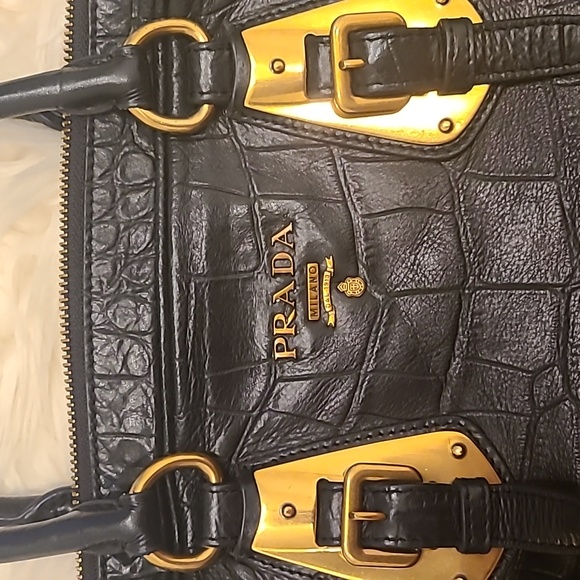 ❌️SOLD❌️Prada Purse - Picture 4 of 8